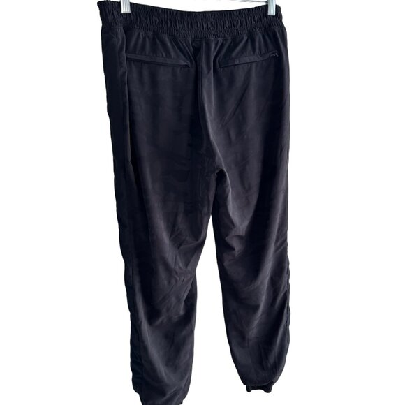 ATHLETA Brooklyn Lined Joggers Size Women’s 14 Camouflage Camo Black Athleisure - Picture 3 of 13